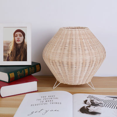 Retro Rattan Weaving Table Lamp Eye-Caring Handmade Bedside Lamp rattan table lamp(WH-MTB-117)